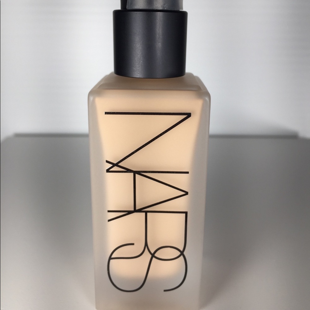 NARS All Day Luminous: Deauville